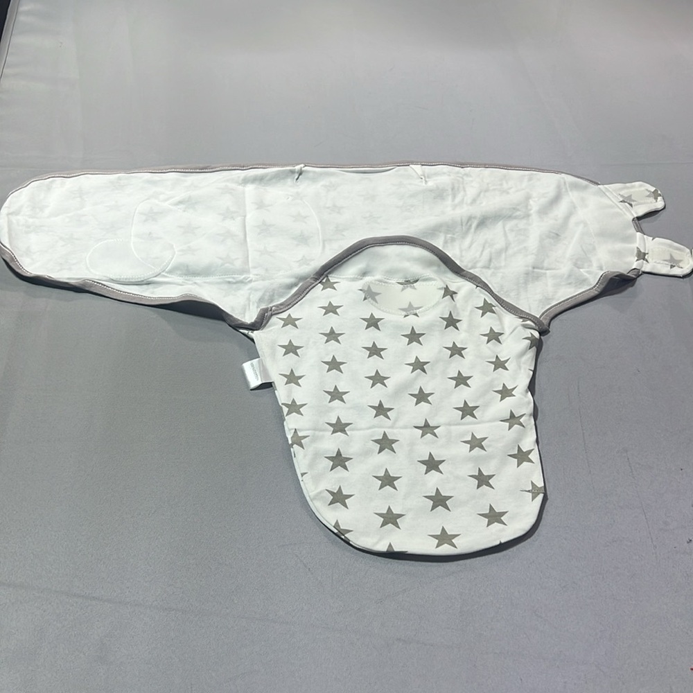 Set of swaddles NWOT - Picture 4 of 7